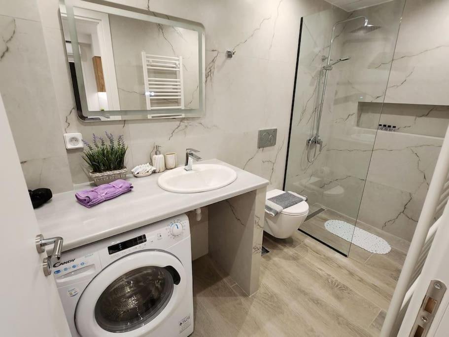 Nice Apartment Near Flisvos Vipgreece Atenas Exterior foto